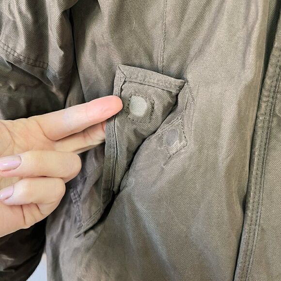 Aritzia TNA Chamonix Army Green Faux Fur Lined Parka - Picture 6 of 11